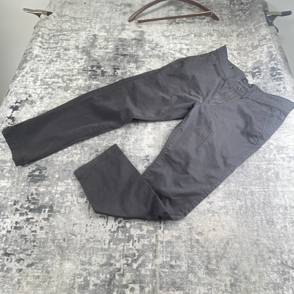 Lucky Brand 410 Athletic Chino Mens W34xL30 Charcoal Gray Tapered Chinos Casual